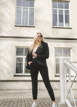 Įkelti vaizdą į galerijos rodinį, Juodos trikotažinės kelnės