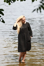 Įkelti vaizdą į galerijos rodinį, Juoda lininė suknelė