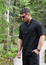 Įkelti vaizdą į galerijos rodinį, Juodas lino kostiumas su šortais