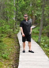 Įkelti vaizdą į galerijos rodinį, Juodas lino kostiumas su šortais