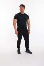 Įkelti vaizdą į galerijos rodinį, Juodos laisvalaikio kelnės ,,Donis"
