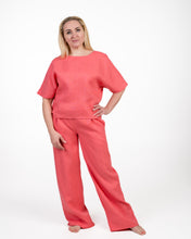 Įkelti vaizdą į galerijos rodinį, Koralo spalvos lino kostiumas su palaidine