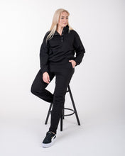 Įkelti vaizdą į galerijos rodinį, Juodas laisvalaikio kostiumėlis ,,Dija"