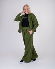 Įkelti vaizdą į galerijos rodinį, Laisvalaikio kostiumėlis su bomberiu