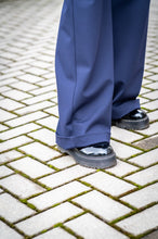 Įkelti vaizdą į galerijos rodinį, Mėlynos spalvos laisvalaikio kostiumėlis ,,Elegancija"
