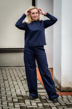 Įkelti vaizdą į galerijos rodinį, Mėlynos spalvos laisvalaikio kostiumėlis ,,Elegancija"