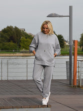 Įkelti vaizdą į galerijos rodinį, Melanžo spalvos laisvalaikio kostiumas