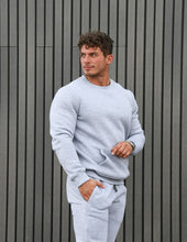 Įkelti vaizdą į galerijos rodinį, Pilkas laisvalaikio kostiumas su pūkiu