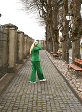 Įkelti vaizdą į galerijos rodinį, Žalias trikotažo kostiumėlis