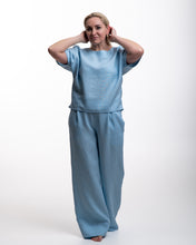 Įkelti vaizdą į galerijos rodinį, Žydras lino kostiumas su palaidine