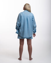 Įkelti vaizdą į galerijos rodinį, Žydras lino kostiumas su šortais