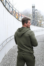 Įkelti vaizdą į galerijos rodinį, Lietuviški vyriški trenigai chaki spalvos su užtrauktuku