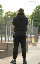 Įkelti vaizdą į galerijos rodinį, Juodas laisvalaikio kostiumas su užtrauktuku vyrams