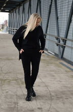 Įkelti vaizdą į galerijos rodinį, Jodos spalvos moteriškas kostiumėlis be gobtuvo