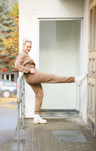 Įkelti vaizdą į galerijos rodinį, Trenigai su pūkeliu be gobtuvo kreminės spalvos