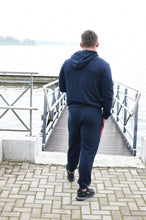 Įkelti vaizdą į galerijos rodinį, Mėlynos ir bordo spalvos vyriškas laisvalaikio kostiumas