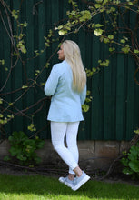 Įkelti vaizdą į galerijos rodinį, Pagamintas Lietuvoje Mėlynas lininis klasikinis švarkelis