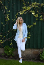 Įkelti vaizdą į galerijos rodinį, Pagamintas Lietuvoje Mėlynas lininis klasikinis švarkelis