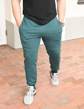 Įkelti vaizdą į galerijos rodinį, Žalios spalvos vyriškos treniginės kelnės
