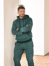 Įkelti vaizdą į galerijos rodinį, Lietuviški vyriški trenigai žalios spalvos su gobtvu