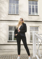 Juodos trikotažinės kelnės
