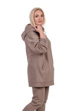 Įkelti vaizdą į galerijos rodinį, Kreminis laisvalaikio kostiumėlis Julija
