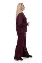 Įkelti vaizdą į galerijos rodinį, Raudonos plytų spalvos laisvalaikio kostiumėlis Viktorija
