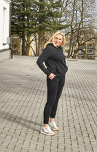 Įkelti vaizdą į galerijos rodinį, Juodas laisvalaikio kostiumas maitinančioms mamoms
